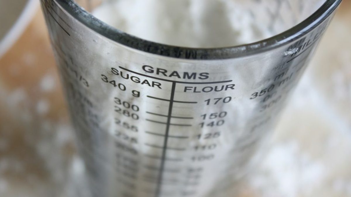 The Flour Power: Understanding If Cats Can Eat Flour